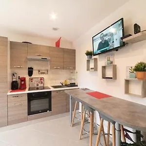 beausejour-grand-stade-lyon.hotels-rhonealpes.com/
