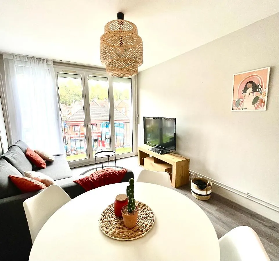 Apartment Ideal Gare Aeroport Centre-Ville Beauvais France